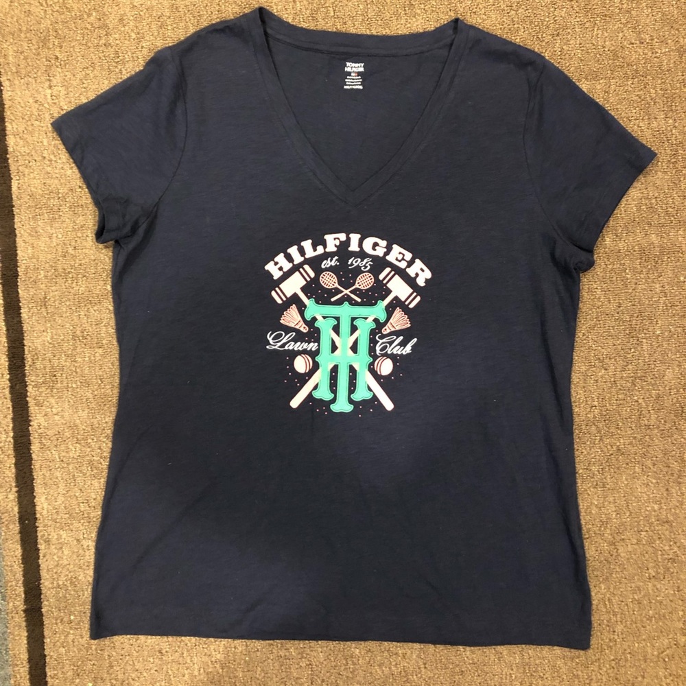 Woman’s Tommy Hilfiger XXL shirt